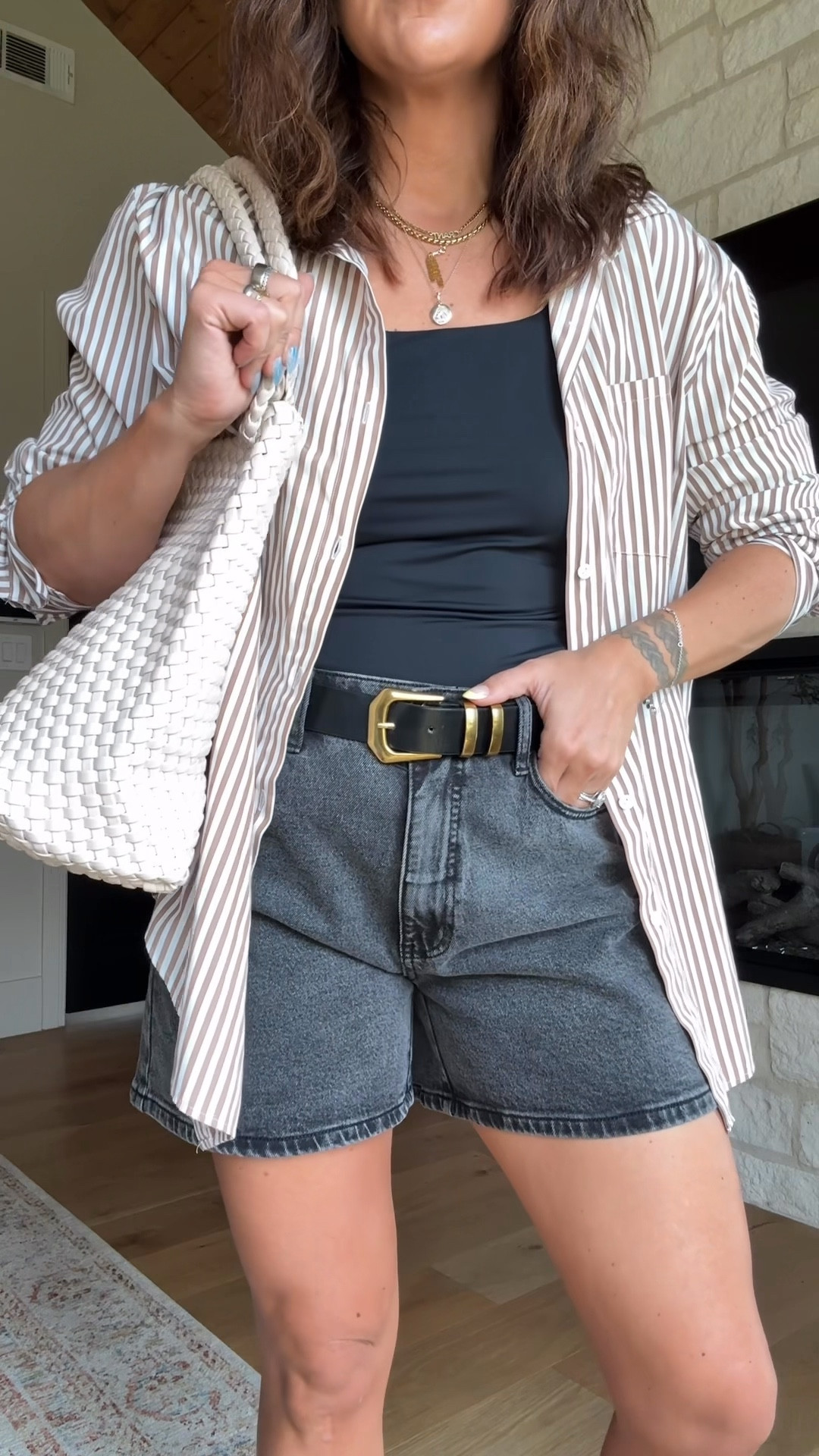 Simple & chic
Nothing crazy, but this outfit formula is one of my favs for not overthinking. Tank + shorts+ button up 


#LTKootd #LTKOver40 #LTKMidsize

#LTKMidsize #LTKootd #LTKOver40