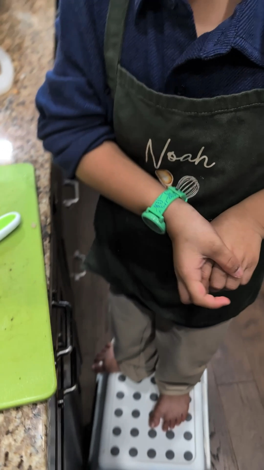 My little sous chef has been loving this kids’ knife set 🥕🔪 He’s always wanted to help in the kitchen, so I followed his lead instead of forcing it — and now he chops veggies like a mini pro. It’s been such a safe, fun way to let him be involved.


#LTKkids #LTKfamily #LTKhome #LTKfinds #kidsinthekitchen #momlife #kidscooking #parentingwins #learningthroughplay #kitchenfun

#LTKKids #LTKmomlife #LTKGiftGuide