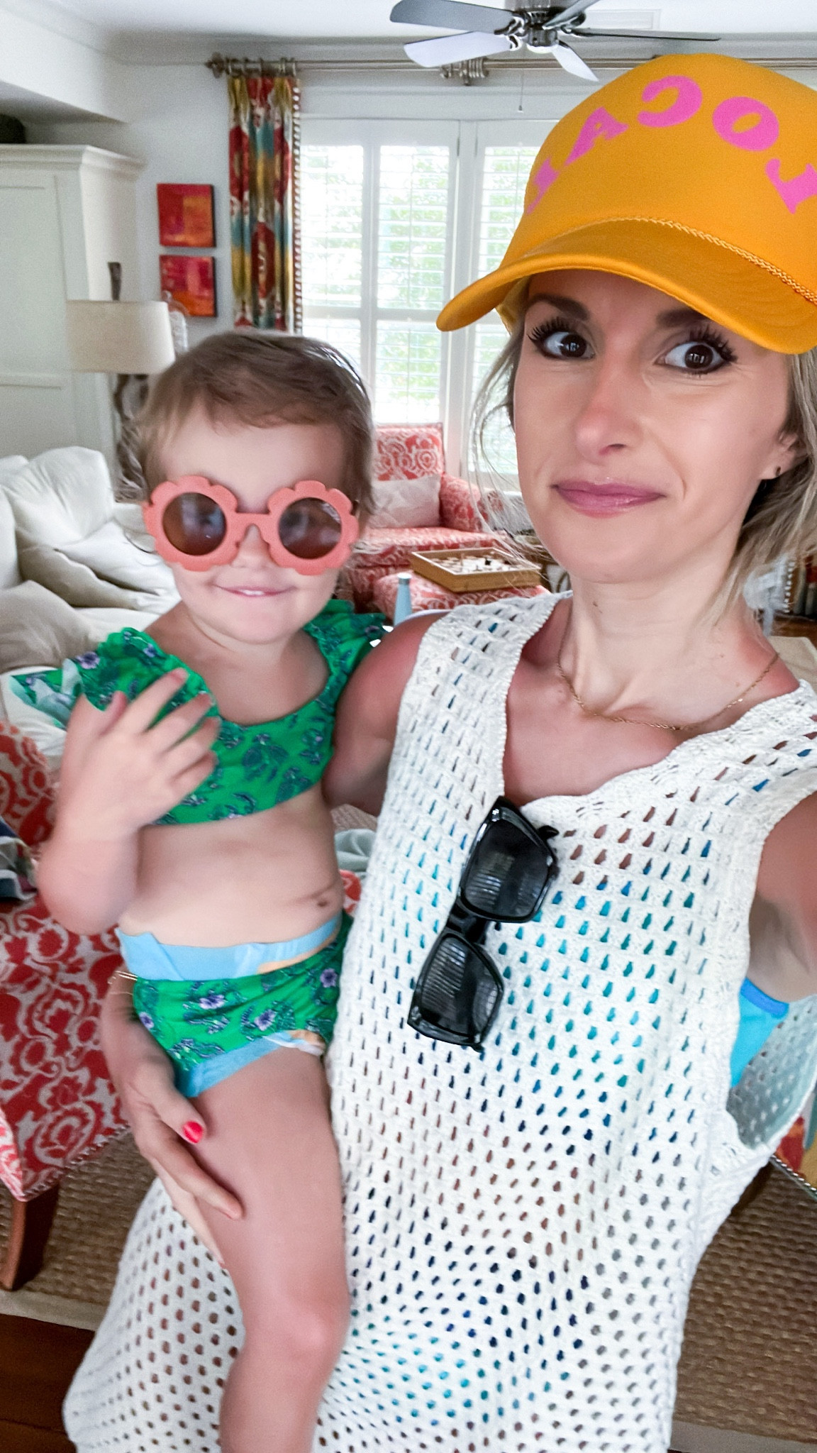 My favorite Amazon coverup & such a fun beach hat!



#LTKSummerSales #LTKTravel #LTKSwim