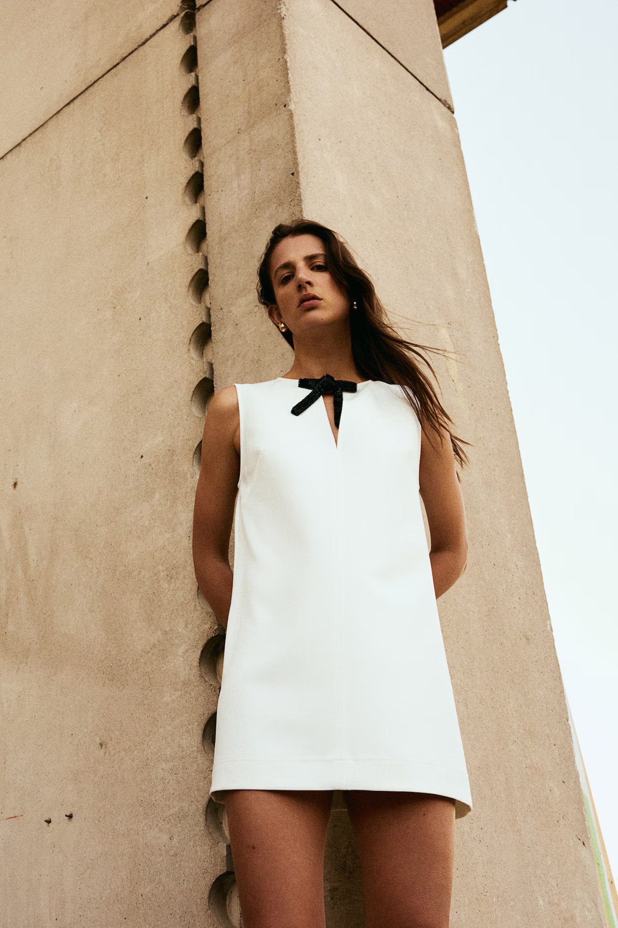 Bow-detail dress | H&M (UK, MY, IN, SG, PH, TW, HK)