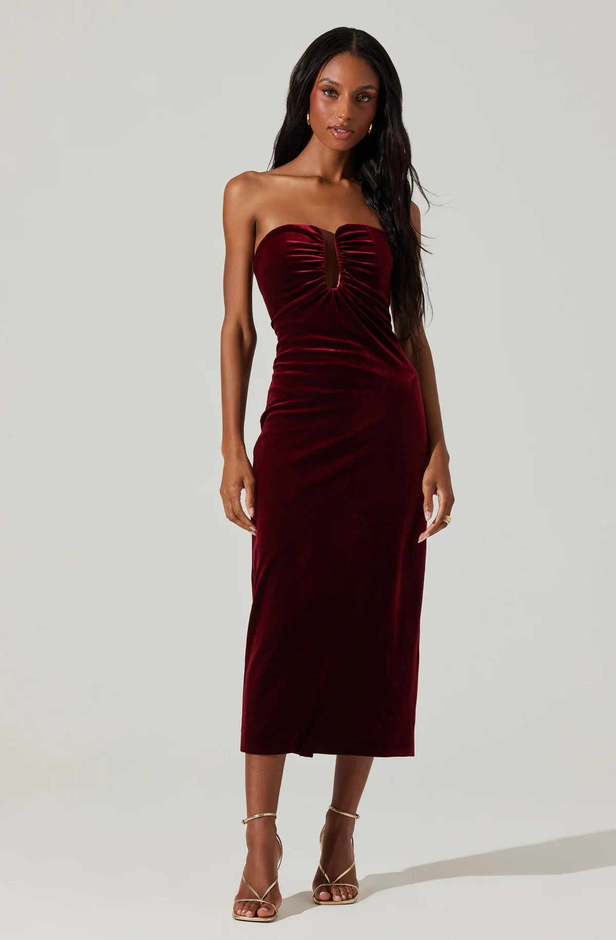 Arista Sweetheart Velvet Midi Dress | ASTR The Label (US)