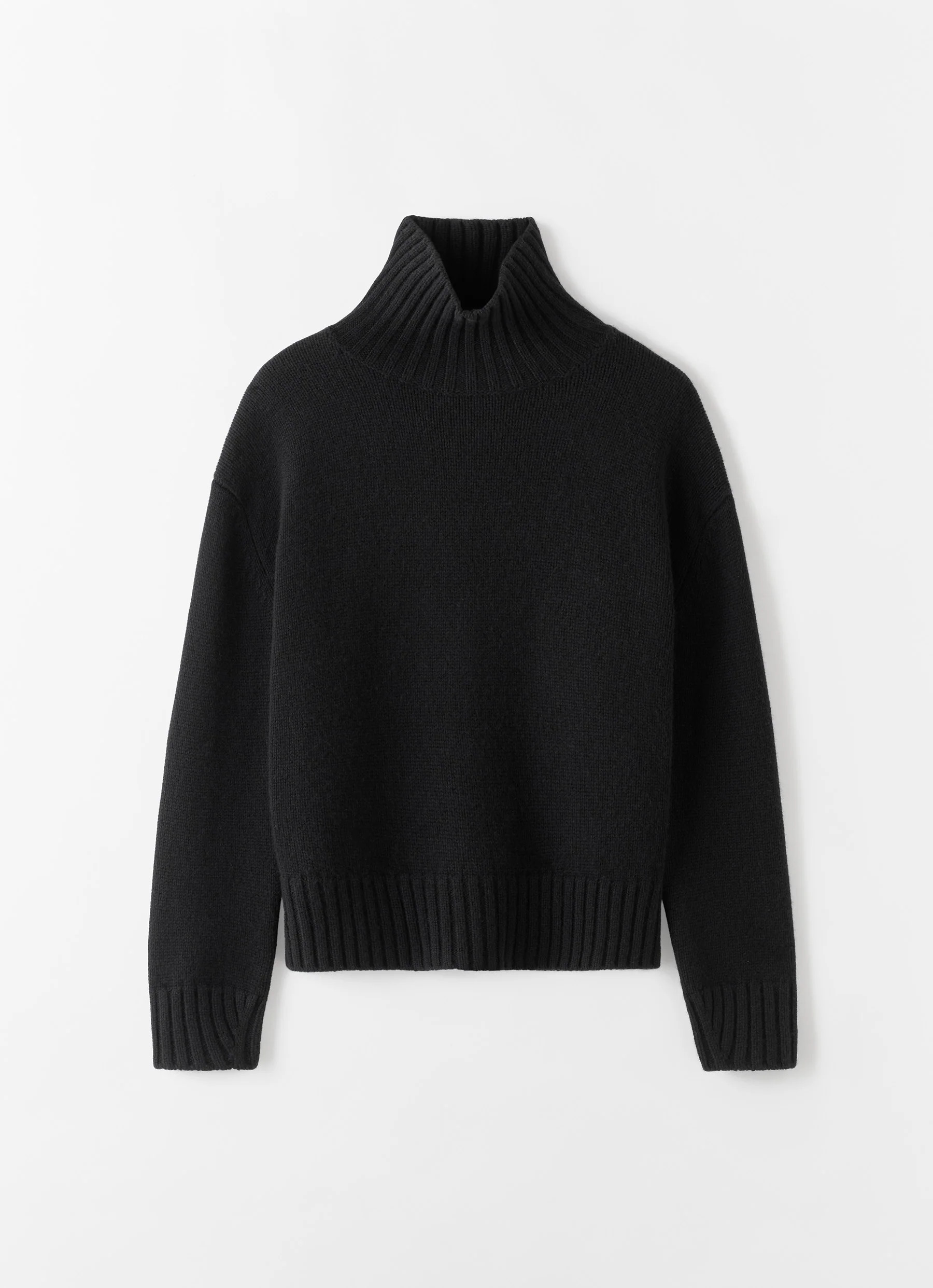 Nola Turtleneck Sweater, black | Almada Label
