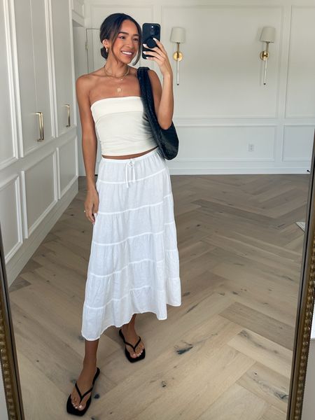 Summer outfit // wearing size xs top and size small skirt 


White skirt outfit 
Maxi skirt outfit 
Casual outfit 
Beach outfit 
Vacation outfit 

#LTKStyleTip #LTKFindsUnder100 #LTKSaleAlert