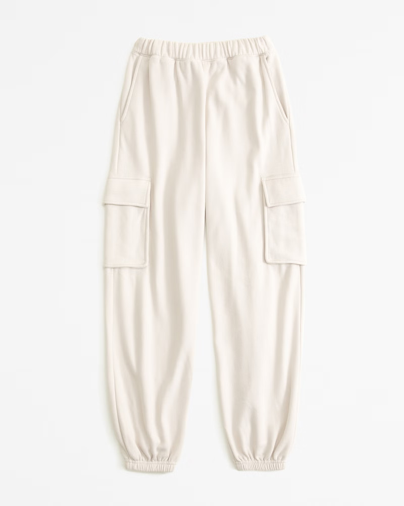 Essential Oversized Cargo Sunday Sweatpant | Abercrombie & Fitch (US)