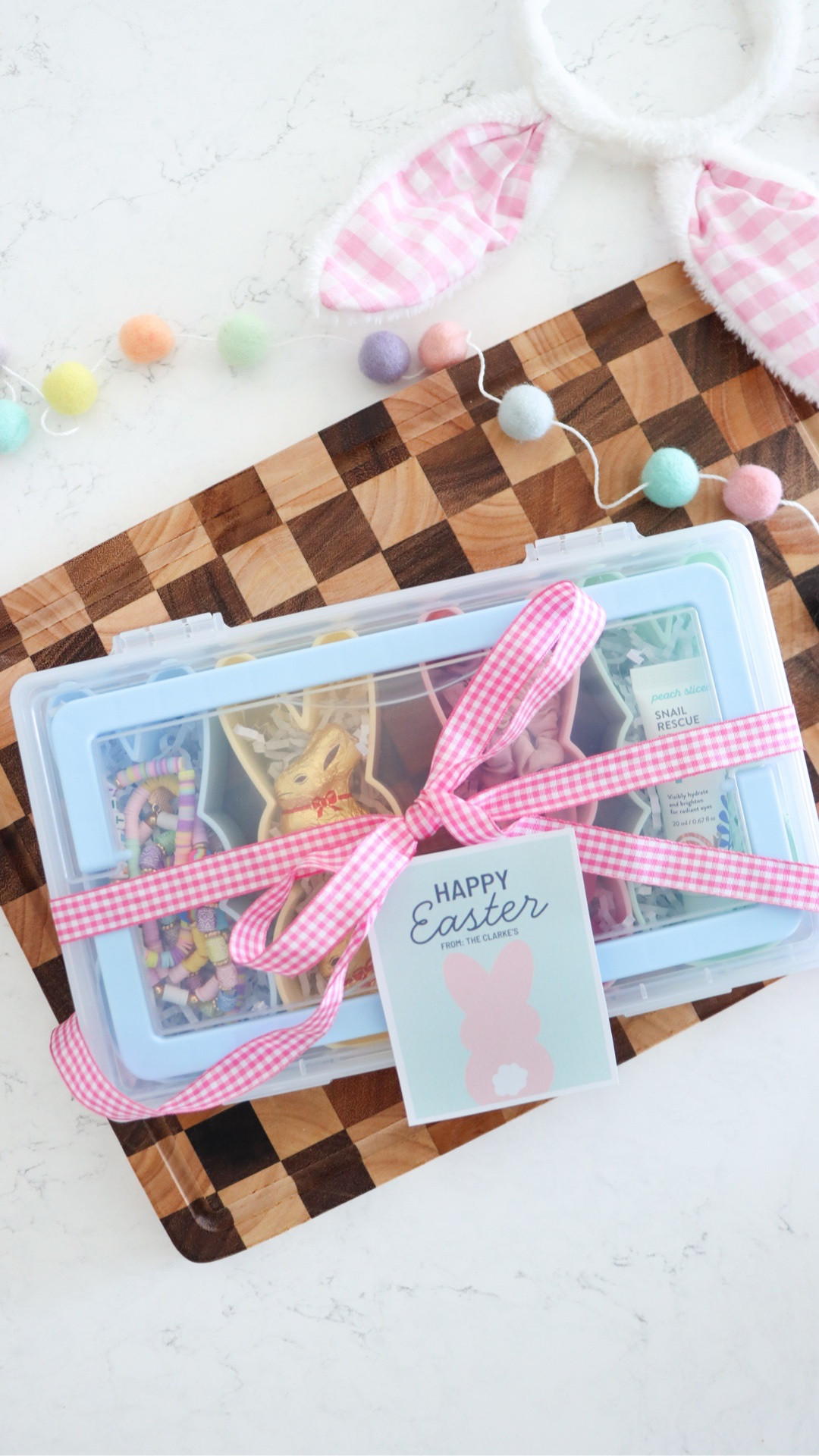 Easter Snack Box Gift Idea 🐣🌷It’s so cute and fits so many things. You can use it as snack box or fill it with fun goodies like I did here 💕

COMMENT “shop” for the links.

#eastergiftideas #easter #targetstyle #targetfinds #houstoninfluencer / 

#LTKHome #LTKmomlife #LTKSeasonal
