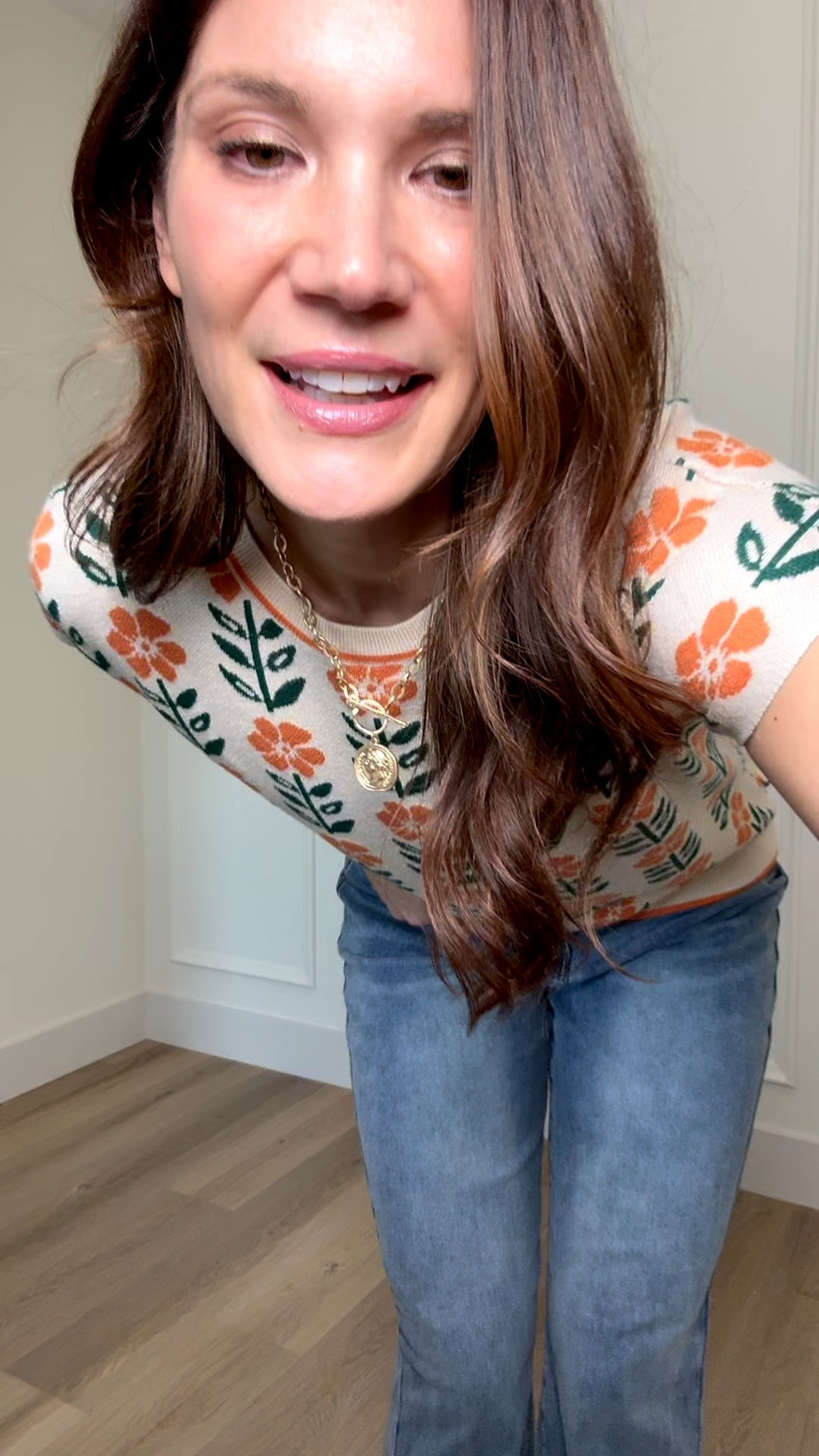 The cutest summer short sleeve blouse. This is so cute and fun for your wardrobe! Perfect for everyday activities. 

Cute vacation tops women's fashion clean mom style chic shirt mom appropriate clothes classic blouses Stang and Co 

#LTKmomlife #LTKSeasonal #LTKdayinmylife