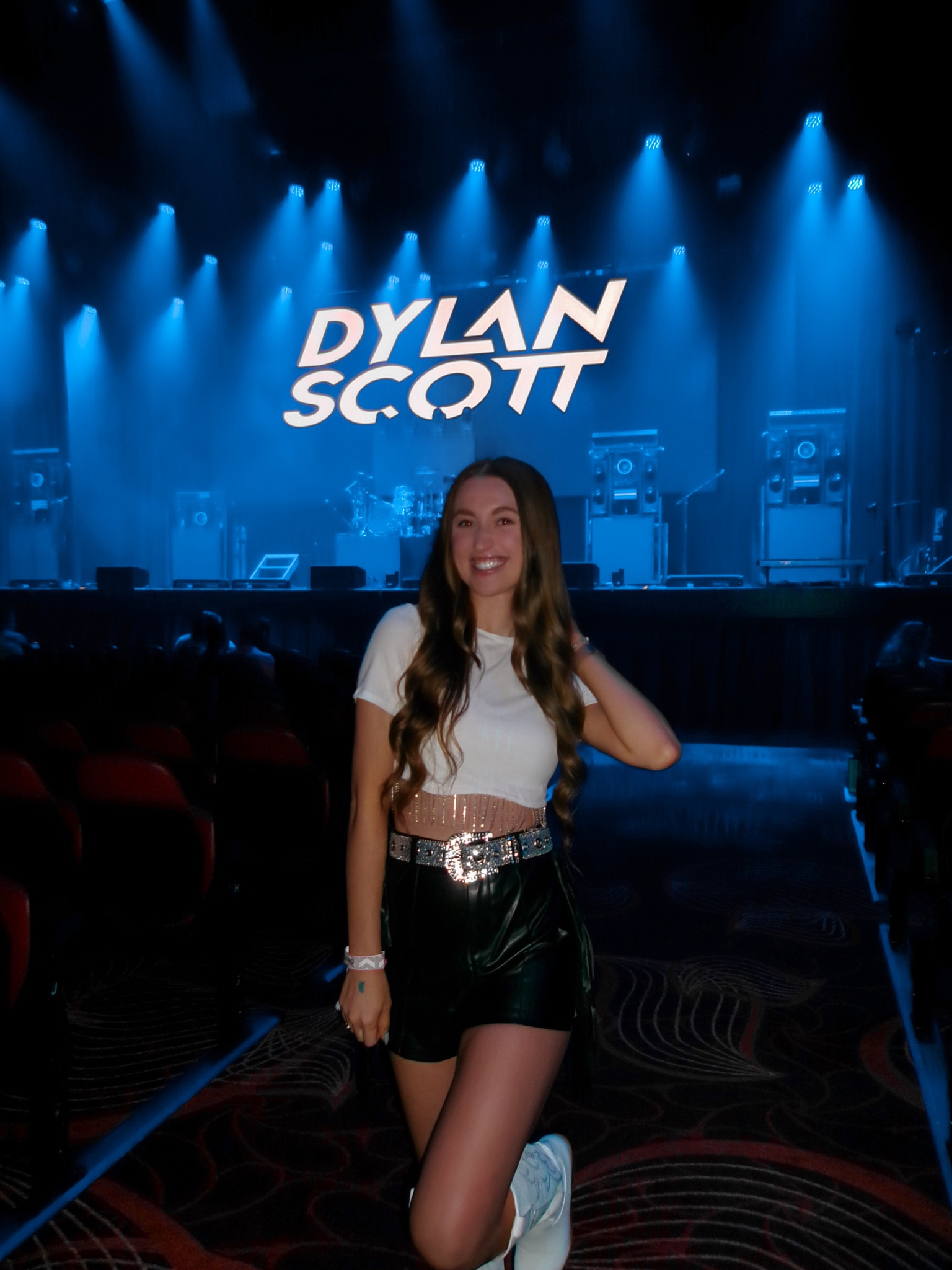 dylan scott country concert outfit ✨ 

#LTKFindsUnder100 #LTKSeasonal