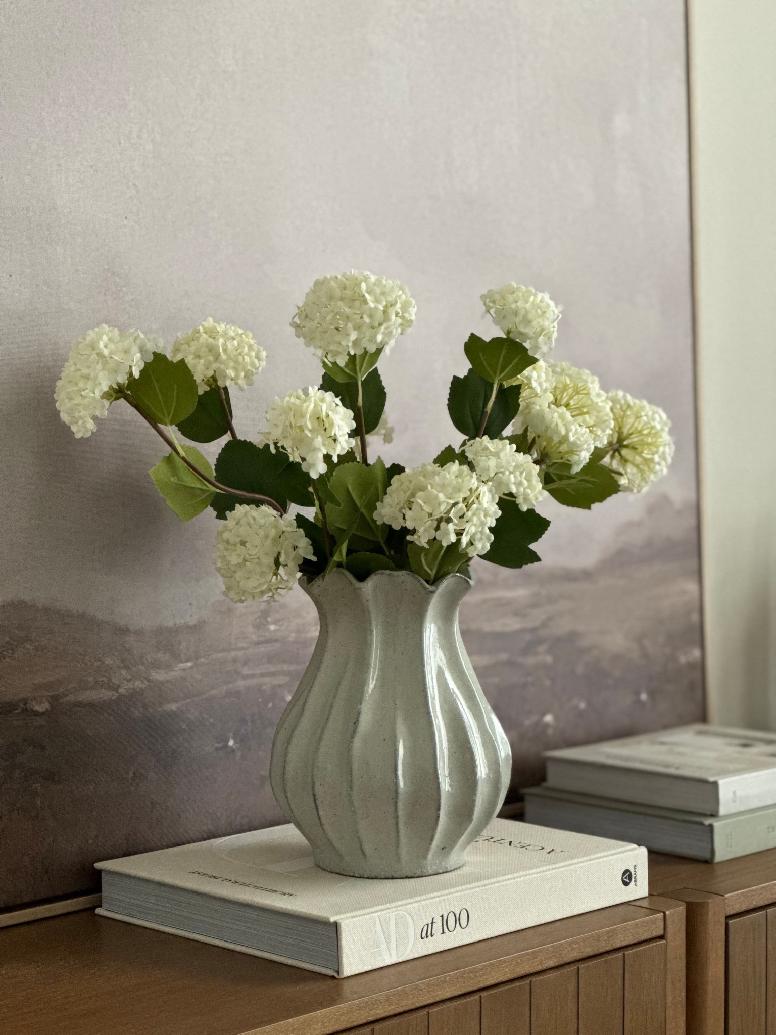 OBSESSED WITH THESE VASES— NEW TARGET HEARTH & HAND WITH MAGNOLIA FALL 🤎

#vase #targetstyle #targethome #magnolia #hearthandhand #targetdecor #falldecor

#LTKHome #LTKSeasonal