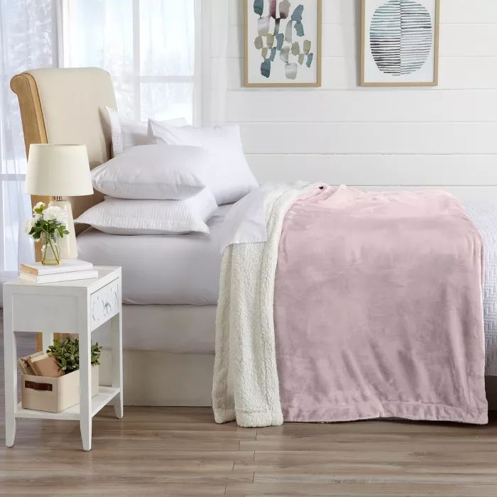 Great Bay Home Reversible Velvet Plush Sherpa Blanket King Pale Pink | Target