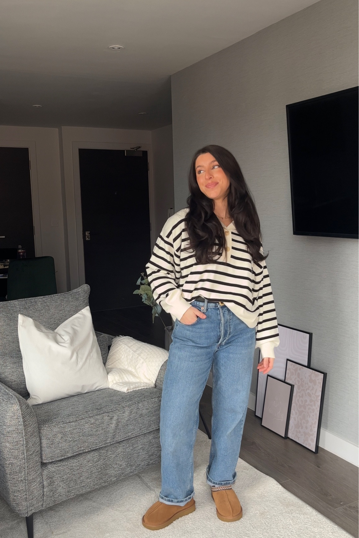 Uni outfit idea. Petite outfit, casual outfit, casual style, uni style, what to wear to uni

#LTKunder100 #LTKstyletip #LTKfit