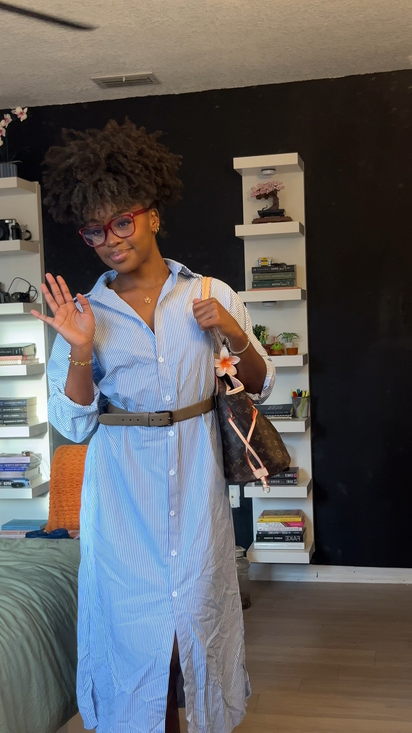 Oversized… but make it cute 🌱

• EXACT DRESS NAME: SHEIN unity women’s loose wide striped drop shoulder shirt dress

#LTKWorkwear #LTKNYFW #LTKStyleTip
