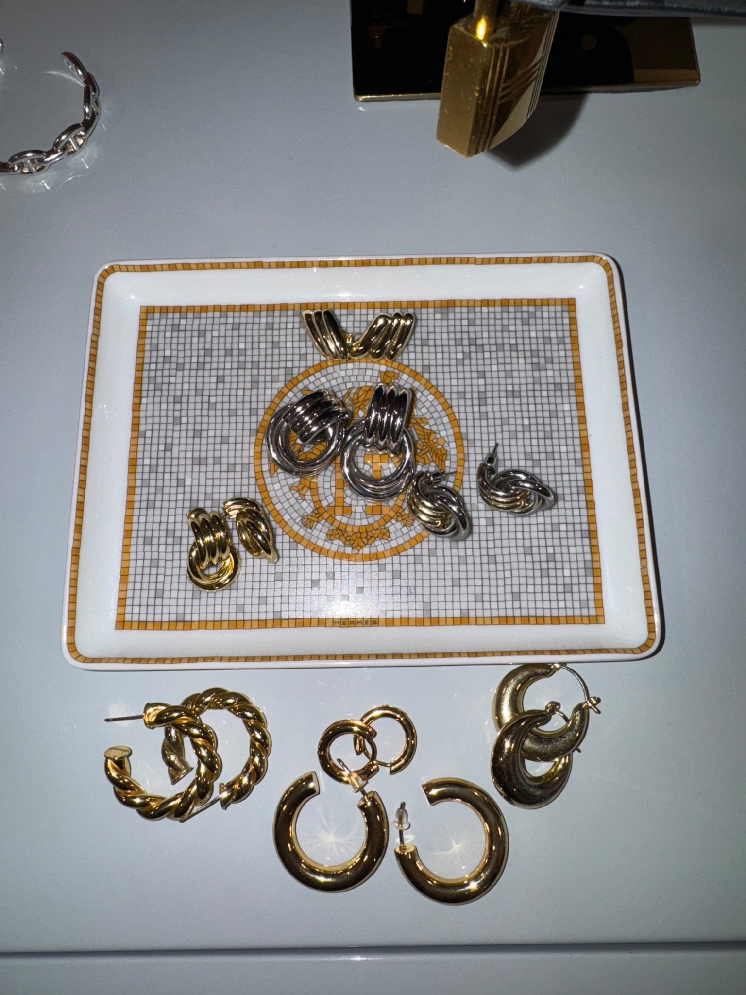 Perfect everyday Amazon earrings 

Amazon finds | fashion jewelry | Rita Salmo 

#LTKFindsUnder50 #LTKOver40