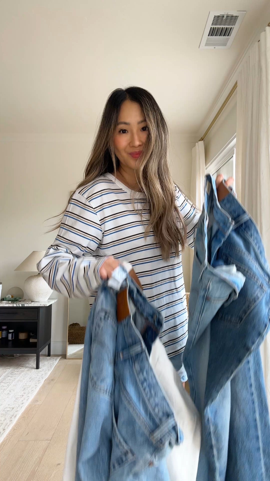 i’m 5’3 and my tts is 25:
1. 501 original selvedge jeans size 26x28
2. 501 ‘90s selvedge size 25x30
3. 501 original cropped size 26x26
4. wedgie straight shade fully baked size 26x28

@levis #levispartner
