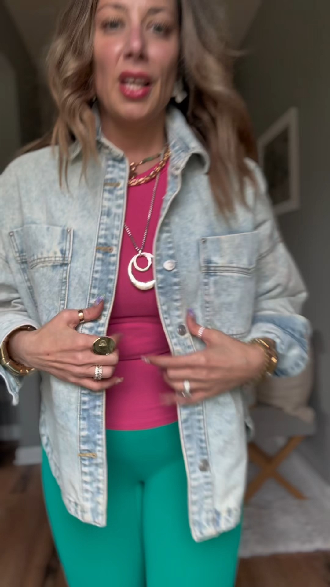 I didn’t expect to love a tank this much but it hugs in all the right places and feels sooo soft.

#LTKFinds #LTKTrend #LTKStyle
#WardrobeStaples #CasualFit #MinimalStyle #earnscommissions 

 #LTKootd #LTKfitnessgoals #LTKOver40