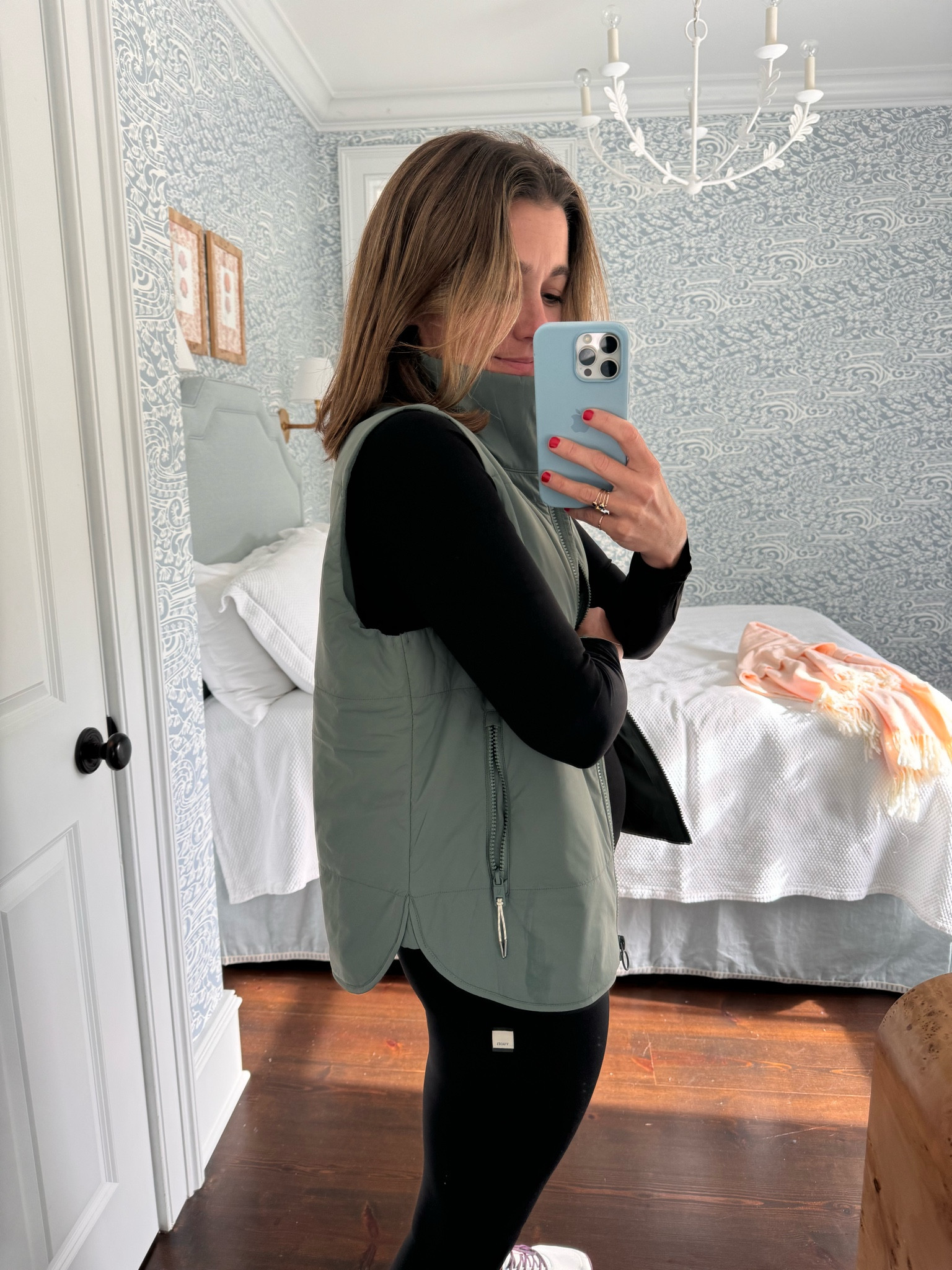 My favorite activewear from @vuoriclothing! Wearing a small in everything! #ad