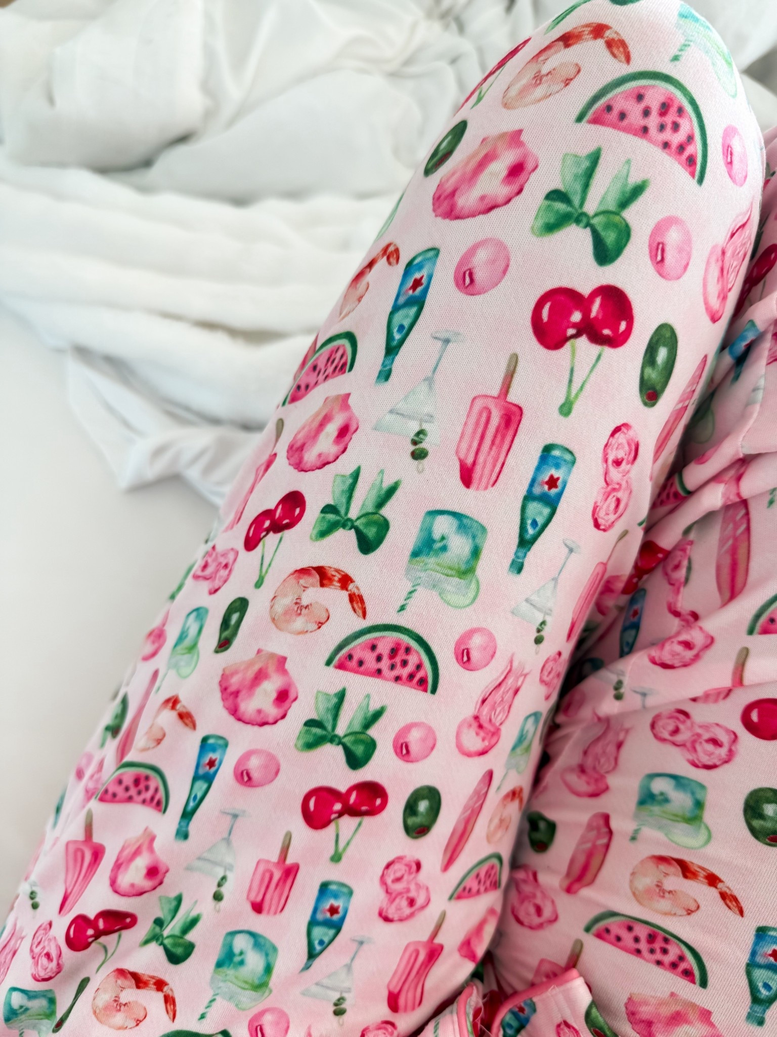 Wearing size medium! 
Code WHITNEY10 for 10% off  

#LTKmomlife #LTKTravel #LTKdayinmylife