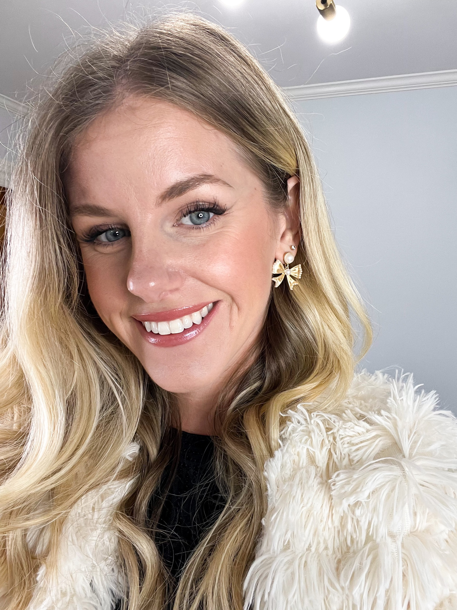 The perfect holiday earring. Only $8 

#LTKHoliday #LTKSeasonal #LTKstyletip