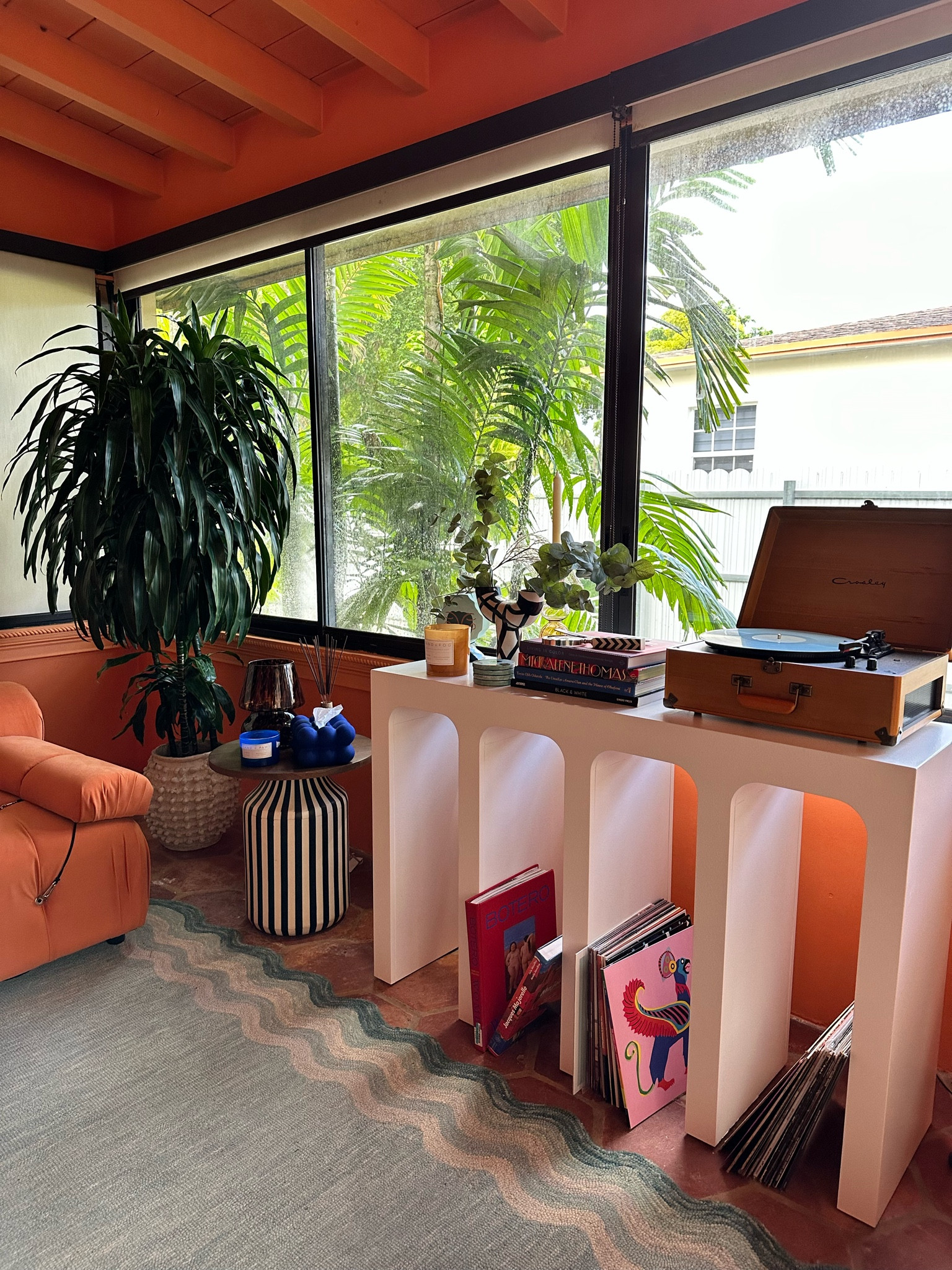 Console table and planter linked. Side table discontinued 

#LTKhome