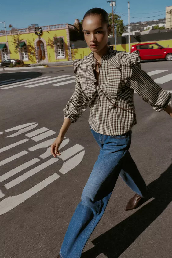 BLOUSE WITH RUFFLES, CHECKS AND BOW | Zara DE