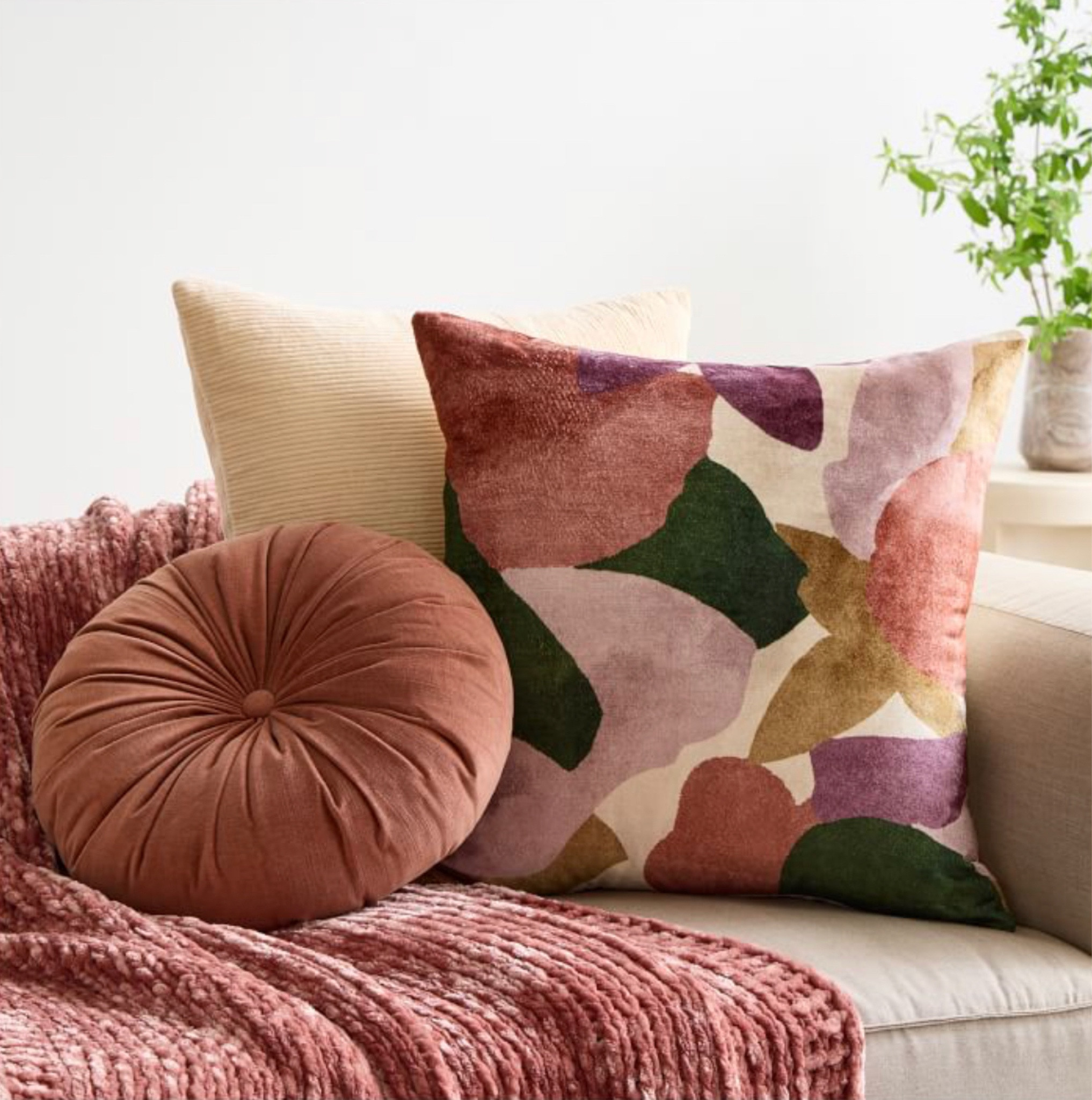 The month of May is upon us, and it’s one of our fave seasons here at AMD! Check out our fave accents and décor to bring the Spring into your home this month 💐

#LTKSeasonal #LTKFind #LTKhome