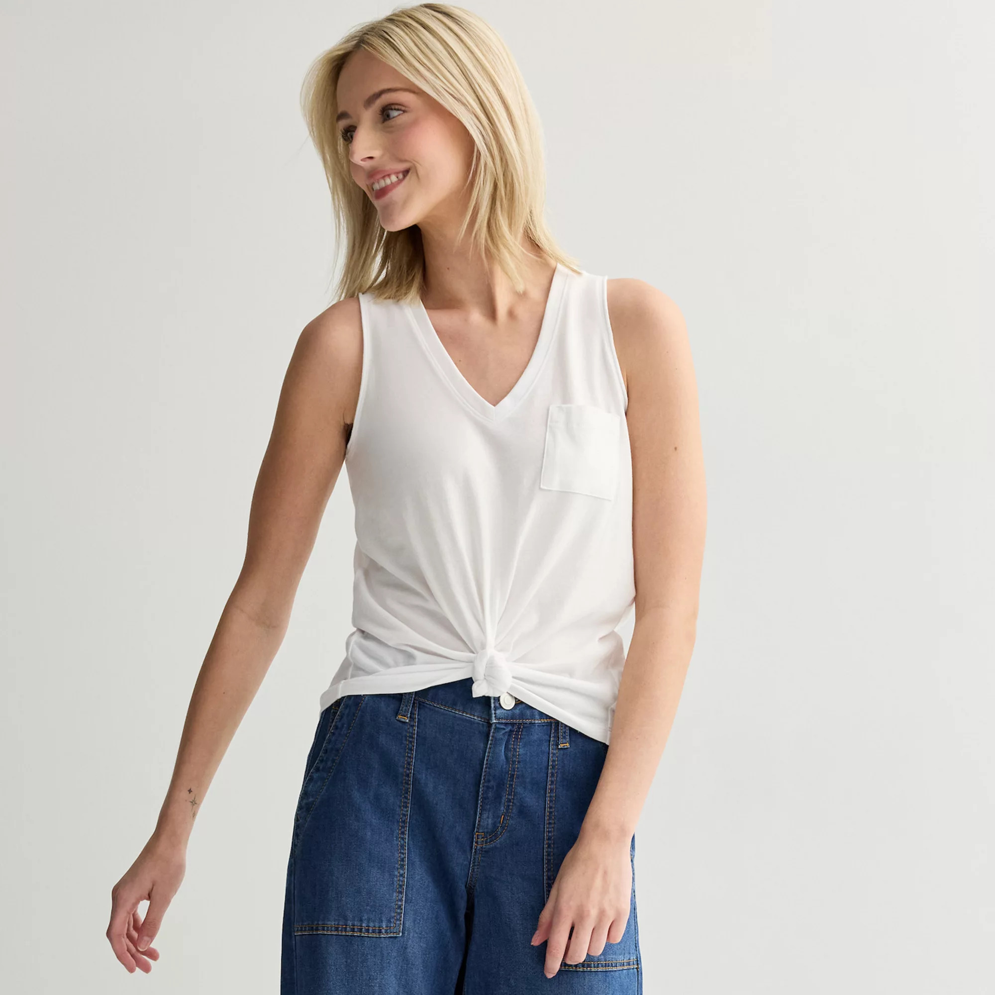 Juniors' SO® V-Neck Pocket Tank Top | Kohl's