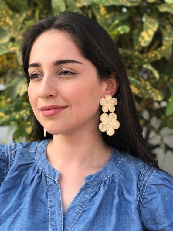 Dos Flores Iraca/raffia Earrings | Etsy | Etsy (US)