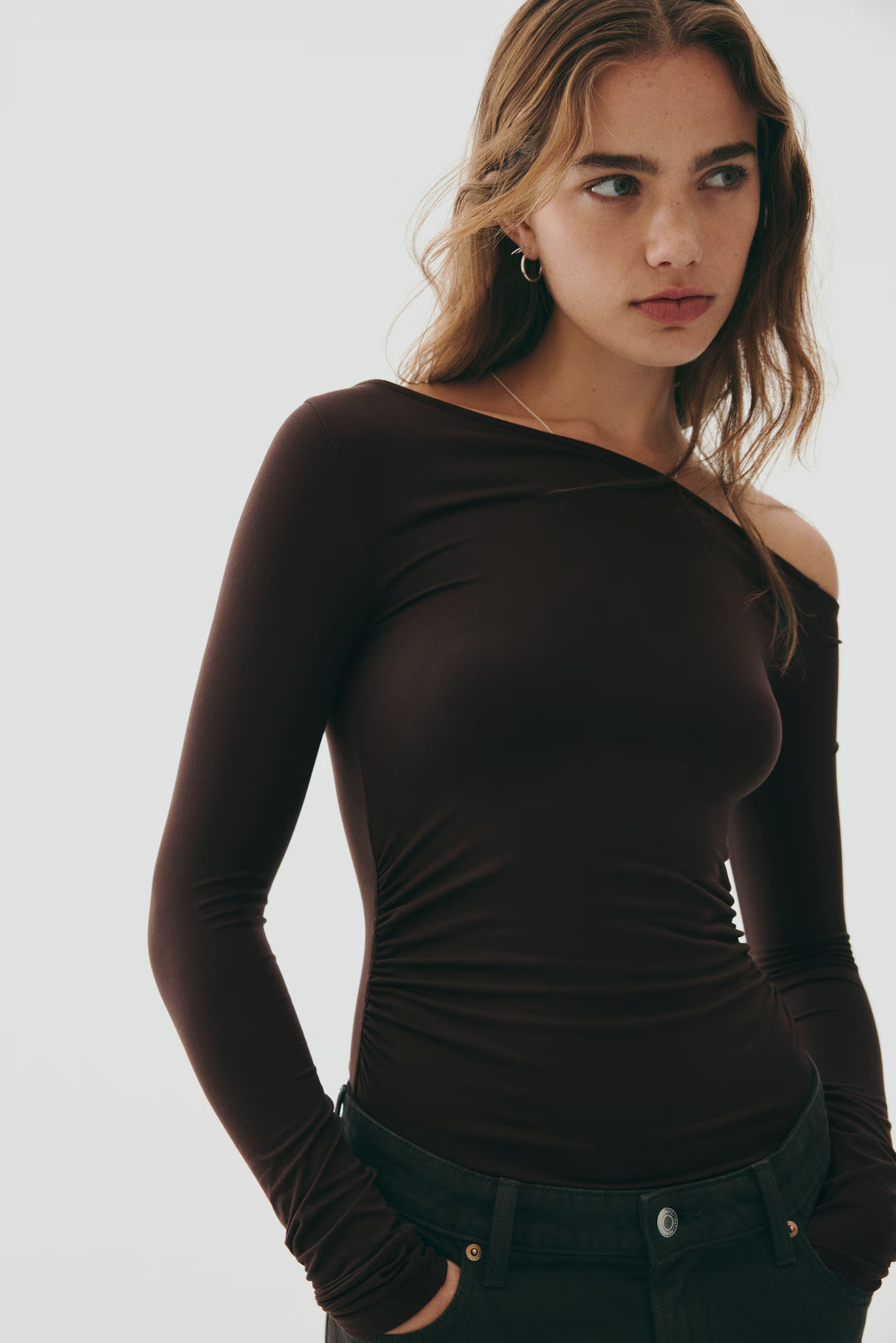 Draped one-shoulder top | H&M (UK, MY, IN, SG, PH, TW, HK)