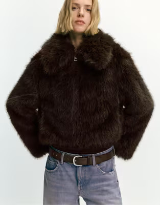 Pull&Bear Faux fur jacket with zip in brown | ASOS (Global)