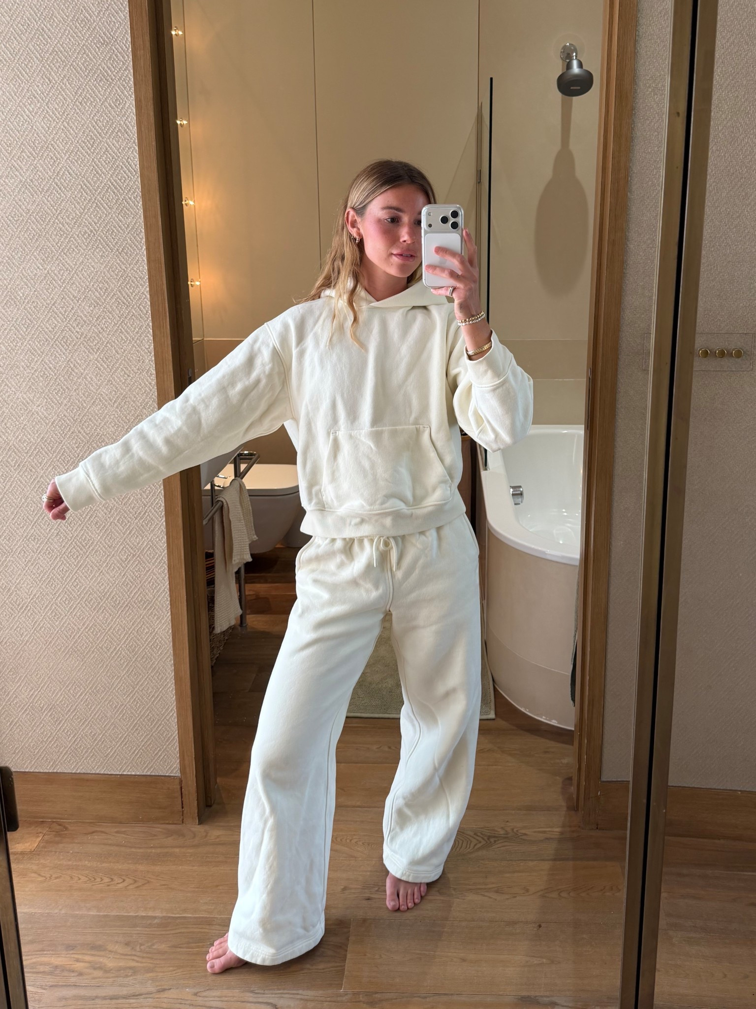 living in this set, so so comfy #ad #lululemoncreator @lululemon