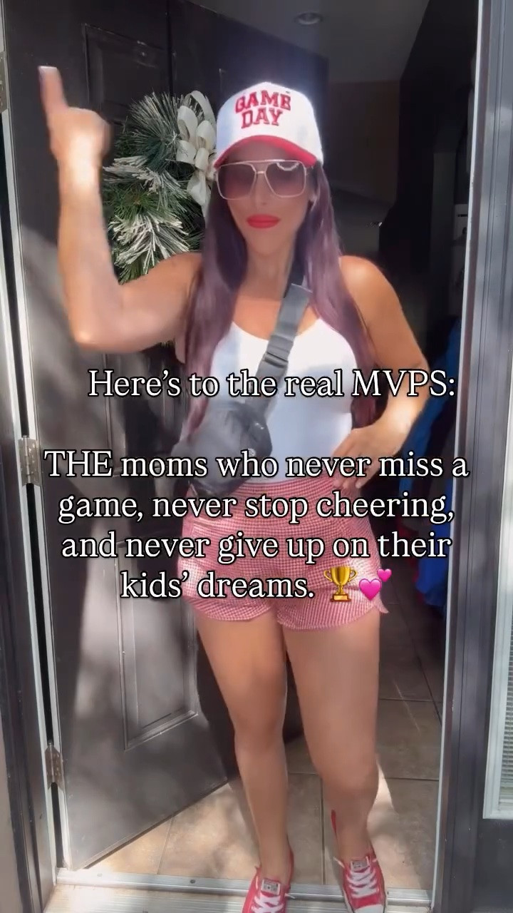 They buckle up, show up, and never give up on their kids! We see you mamas

Comment “shop” for details 

#momhumor #momstyle #sportsmom #sportsmomlife #momlife