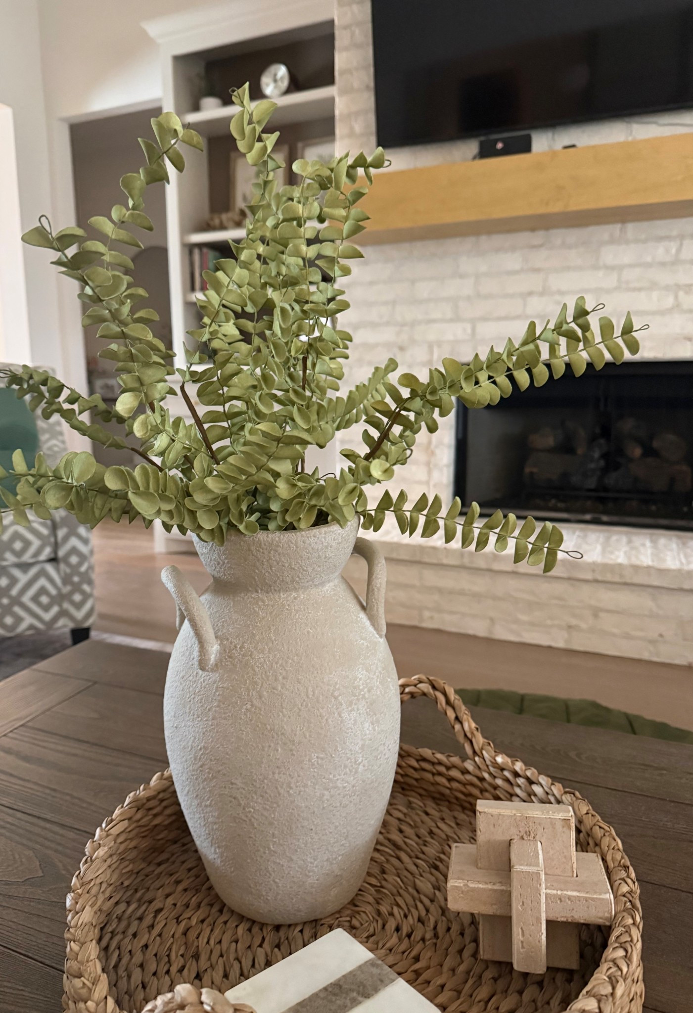 The most beautiful muted green eucalyptus stems from Kirkland’s

#LTKHome