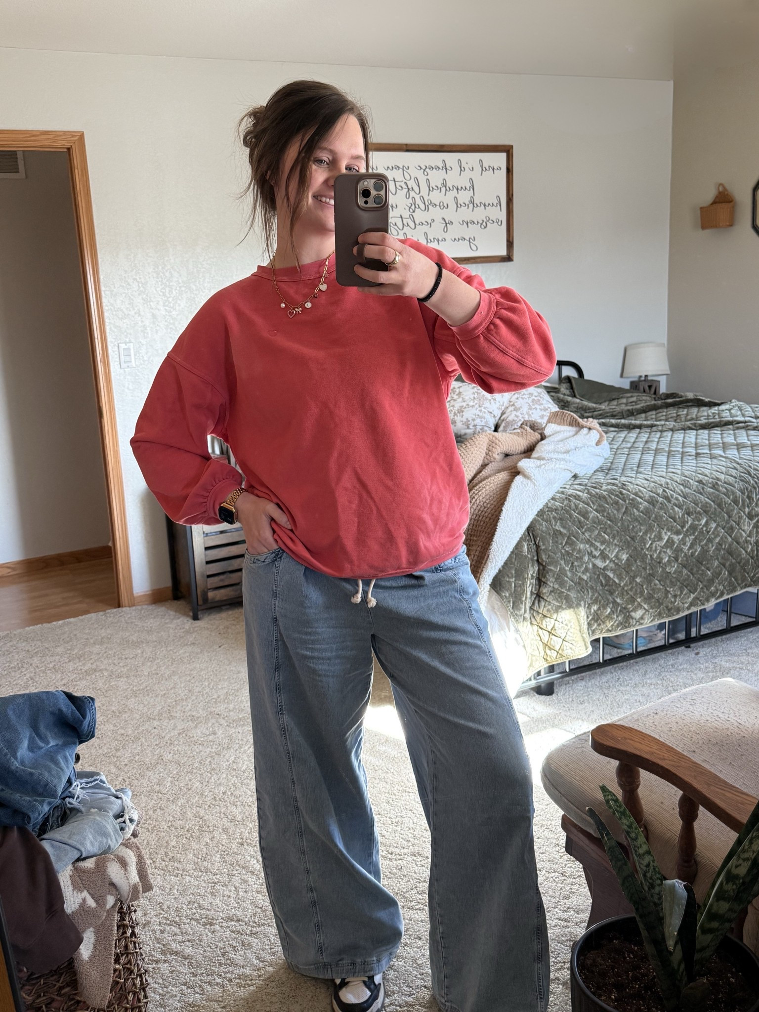 Literally obsessed with these jeans, they feel like sweatpants! 

Arie finds//spring fashion//women's jeans

#LTKMidsize #LTKootd #LTKTall