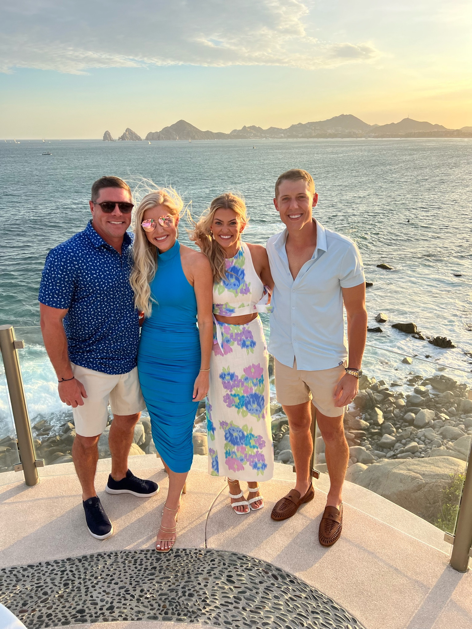 parents night out in cabo! (wearing size XS in top and skirt)

Cabo trip, Cabo outfits, family photo, revolve dress, matching set

#LTKSeasonal #LTKStyleTip #LTKFindsUnder100