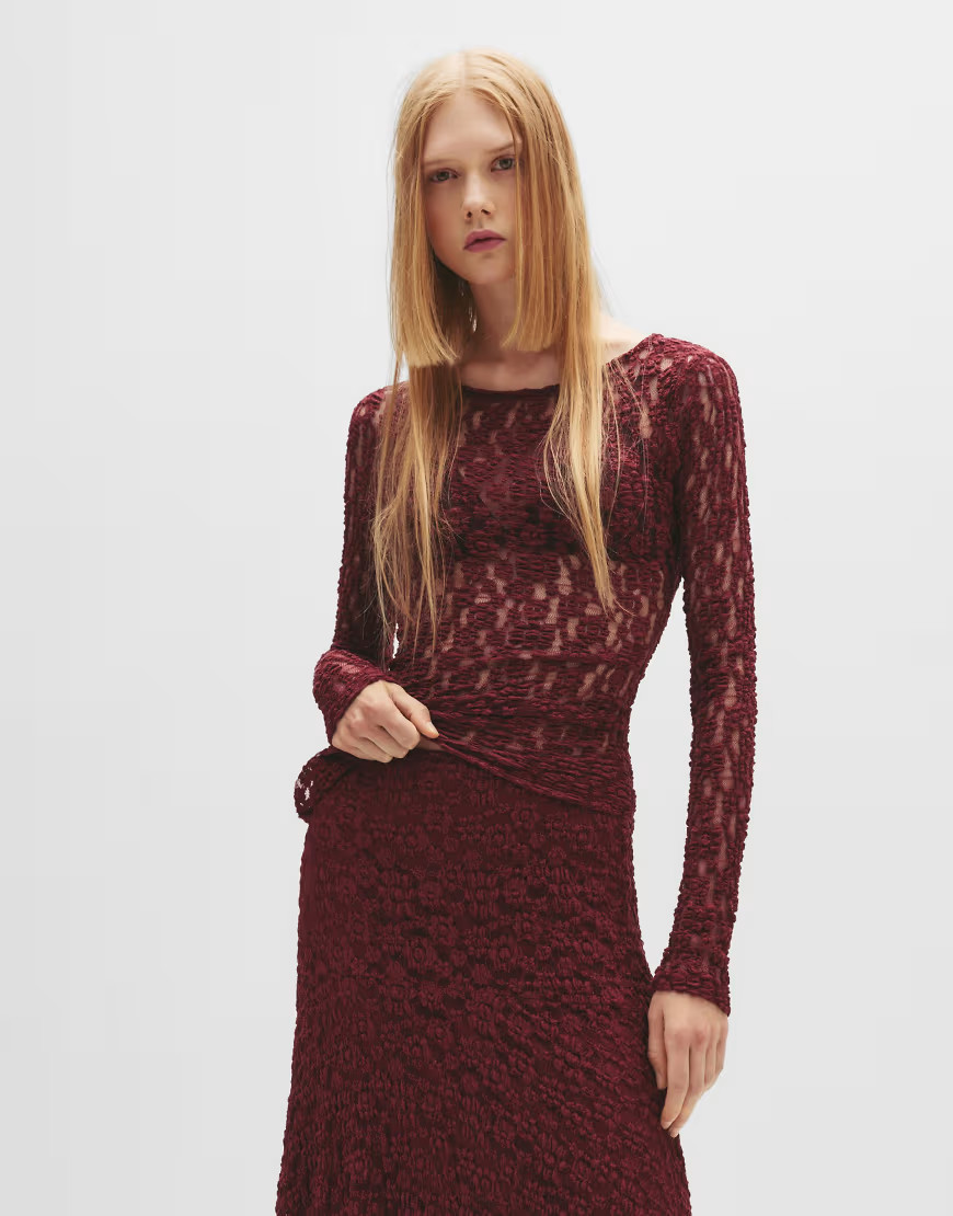 Pull&Bear Lace top with an open back in burgundy-Red | ASOS (Global)