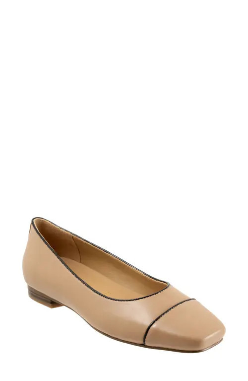 Trotters Harbor Cap Toe Flat in Beige/Black at Nordstrom, Size 10.5 | Nordstrom