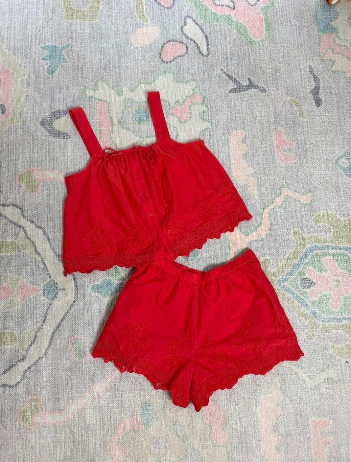 Obsessed with this red set from Old Navy ❤️

#LTKgrwm #LTKootd #LTKTravel