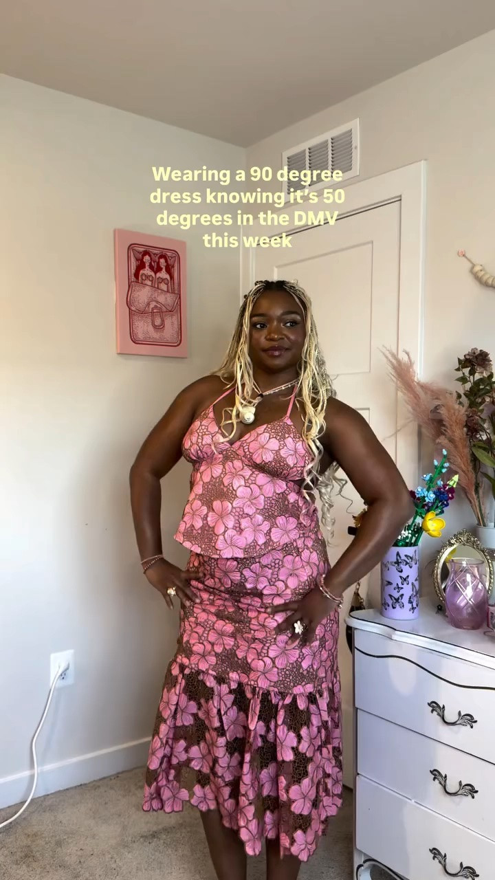 Doesn’t matter that vacay coming soon hehe follow me for more outfit inspo comment SET to get the link 

Vacation dresses, hibiscus flower dresses, floral dress inspo, vacation outfit sets, vacation skirt set