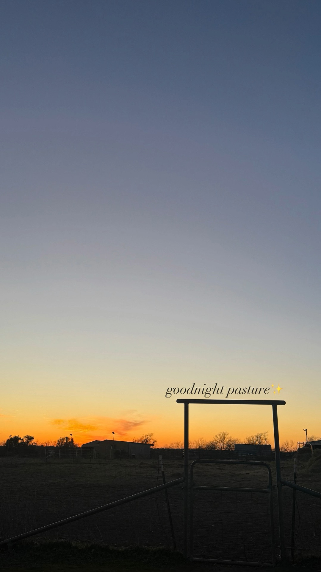 goodnight pasture✨


country living, horse life, equine hour, equestrian chic, western wear, horses, horse girl, momandmanes, country life, western fashion, sunsets, country fashion 

#LTKFamily #LTKWatchNow #LTKStyleTip