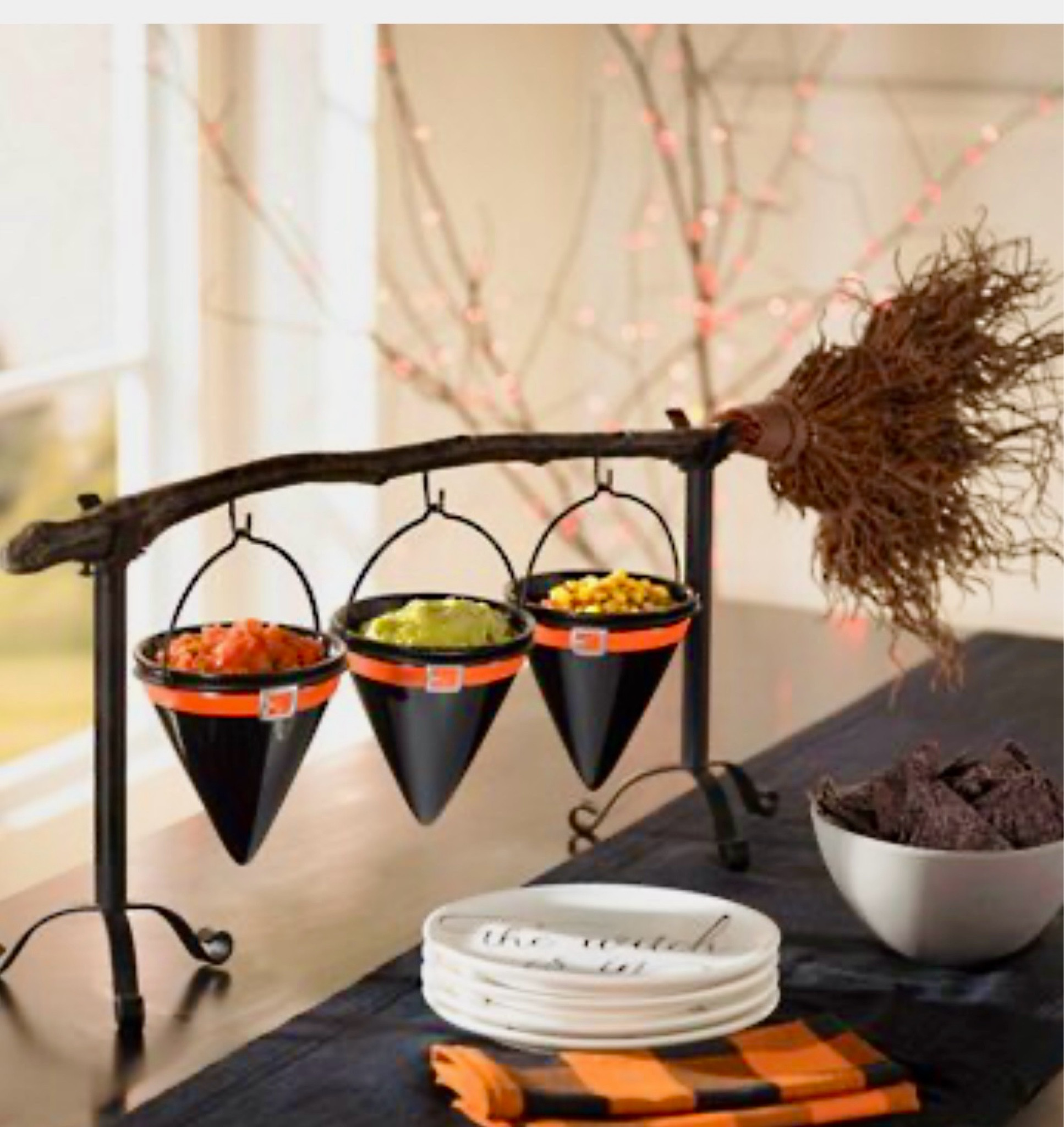 Super cute witch’s hat serving set! This would be perfect for Halloween parties!!!

#LTKParties #LTKHalloween #LTKSeasonal