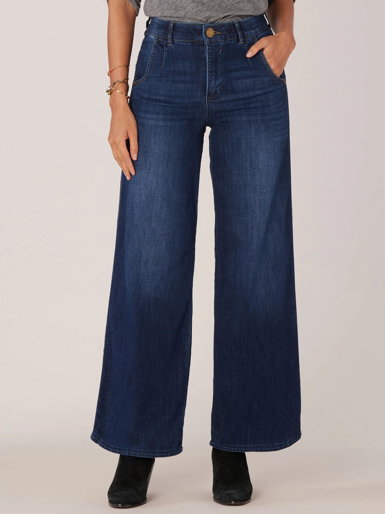 "Ab"solution® Skyrise Wide Leg Tulip Hem Jeans | Democracy Clothing