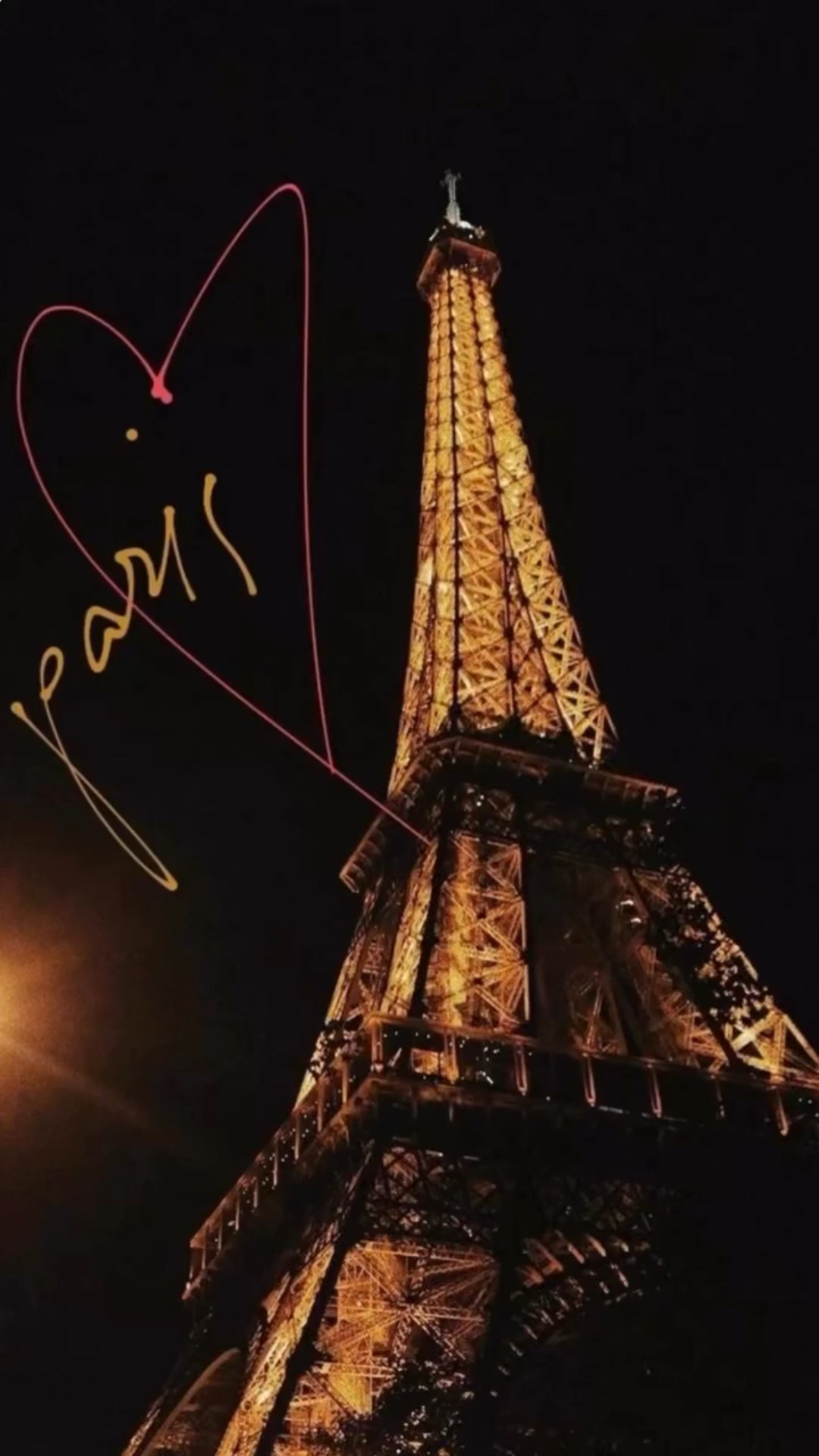 Another kick-off to a new year at Paris Déco Off 🇫🇷❤️✨

Always the most inspiring way to begin a new year! And well… it’s Paris 😘🇫🇷❤️✨
But Paris is Paris because it’s the City of Light ✨

A city built with humanity in mind.
A city that respects, honours, and celebrates beauty.
I feel this deeply every time I’m here.
My heart ♥️ is happy 😊, my soul feels light.

True design is about feeling.
It’s about light, scale, proportion, harmony, and elegance.
Great design doesn’t just exist—it moves you.

There are so many cogs in the design wheel. As a designer, I get to be the orchestrator of these beautiful parts—from wood flooring and textiles to lighting, furniture, and accessories.

When I am in Paris 🇫🇷, cortisol levels drop, beauty abounds, classical architecture sings, and my balance is always restored.
That, my friends, is the power of good design! ✨❤️ @knofdesign #Paris #parisdesignweek #maisonobjet #parisdrcooff