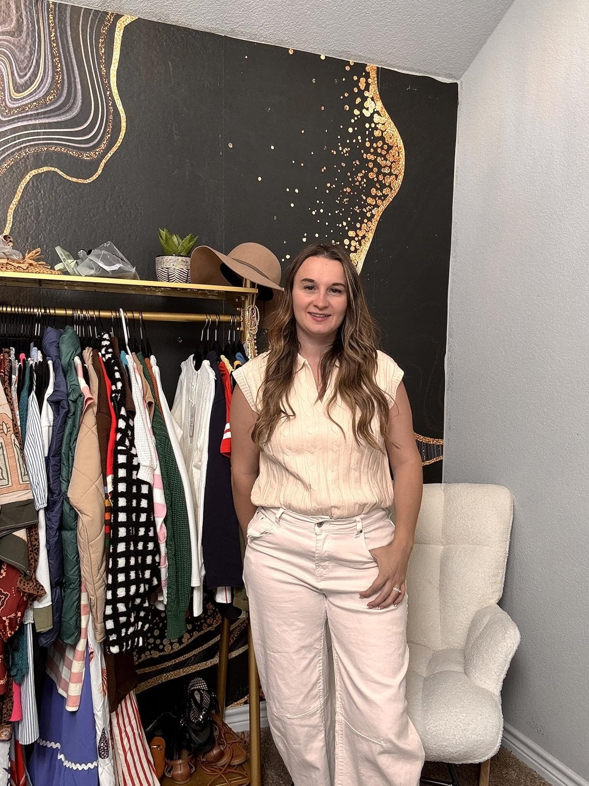 V Neck Style Sweater 

#LTKActive #LTKSaleAlert #LTKFallSale