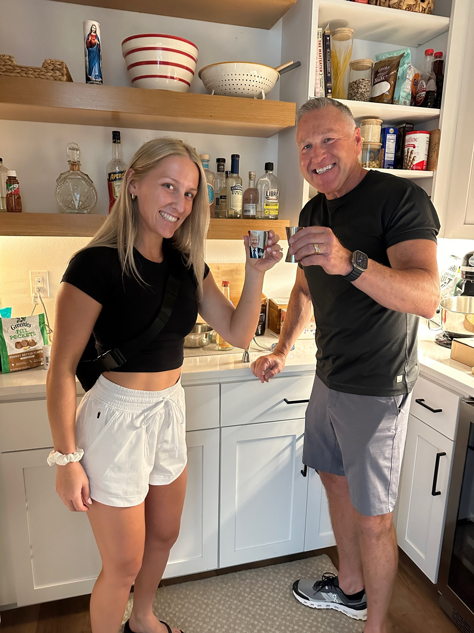 just a casual shot with dad before I we headed out the wedding venue to get me married 🤪 
but posting this because these are two of my favorite active pieces! 

#LTKActive #LTKFitness