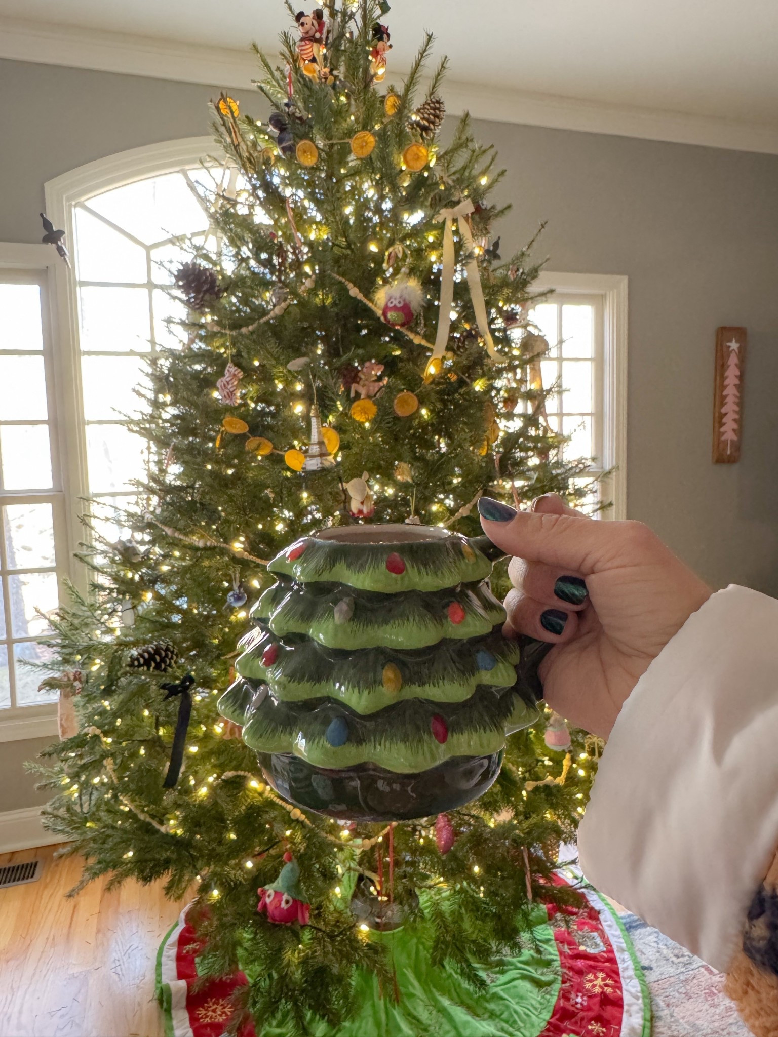 Love me some holiday mugs 🎄

#LTKHoliday #LTKHome #LTKSeasonal