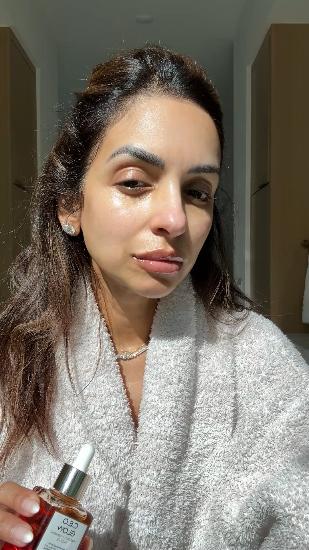 The glow is GLOWING ✨ @sundayriley C.E.O. Glow has been giving my skin that healthy, radiant look I’m always chasing. I'm definitely working on evening out my skin tone after a summer in the sun!! Vitamin C + turmeric help brighten the look of dull, uneven skin while the nourishing oils leave everything feeling hydrated and looking so fresh. Just a few drops = instant glow-up. ✨#sundayriley @sephora Paid partnership

#LTKgrwm #LTKOver40