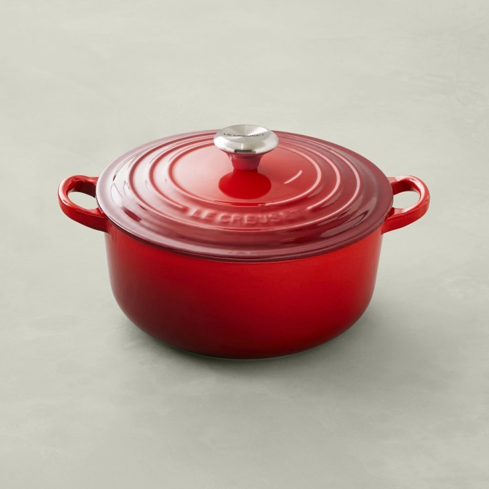Le Creuset Signature Enameled Cast Iron Round Dutch Oven | Williams-Sonoma