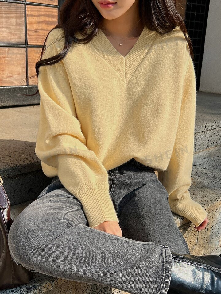 DAZY Solid V Neck Drop Shoulder Sweater | SHEIN