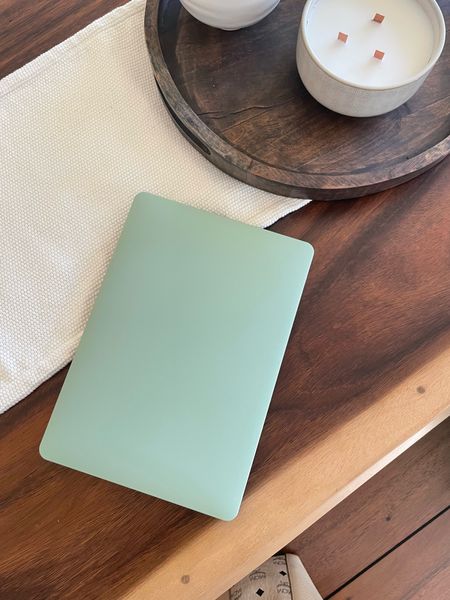 The cutest sage green laptop case and under $20 🤍

#LTKfindsunder100 #LTKhome #LTKfindsunder50