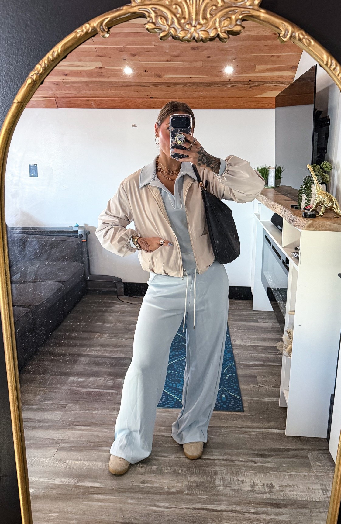 Cute and casual! Baby blue lounge set

#LTKhome #LTKcanada #LTKtravel