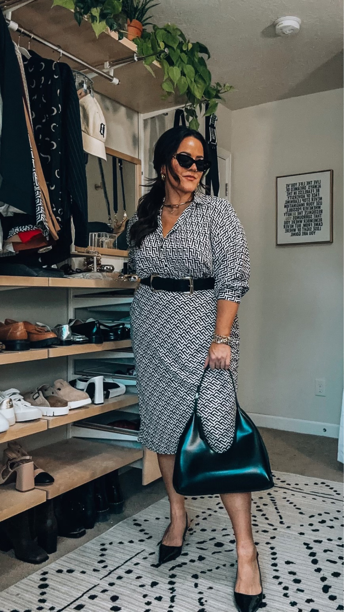Midsize office outfit - wearing a size large in this shirt dress - Workwear - Belt - Purse - Heels - Sunglasses 

#LTKSeasonal #LTKmidsize #LTKstyletip